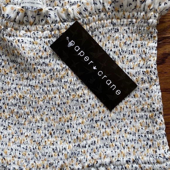 NWT Ditsy Floral Smocked Top - Small - Picture 3 of 8